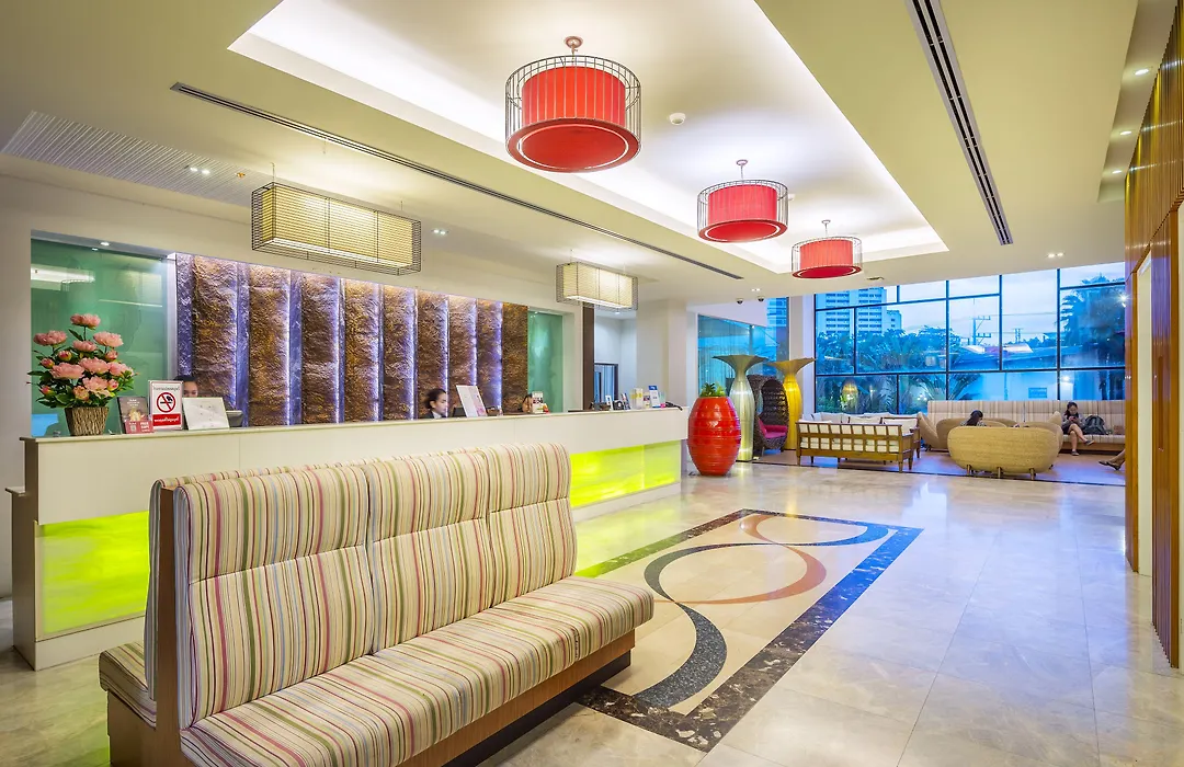 Buri Sriphu Hotel-1